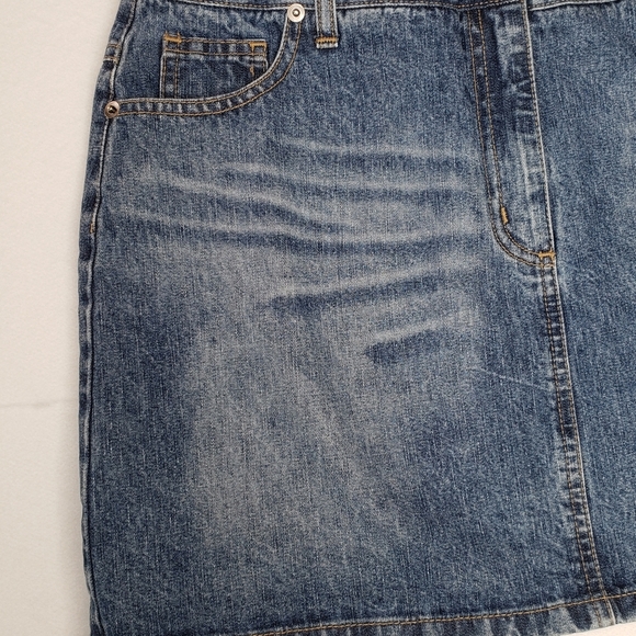 Portmans Womens 100% Cotton Denim Med. Wash Mini Skirt sz 12 - Picture 3 of 9